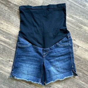 1822 Denim Maternity Shorts